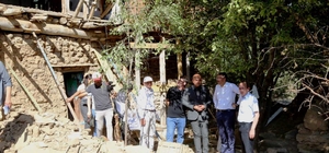 Vali Çelik, "Aizanoi Antik Kenti'mizi harabe görüntülerden kurtarıyoruz"