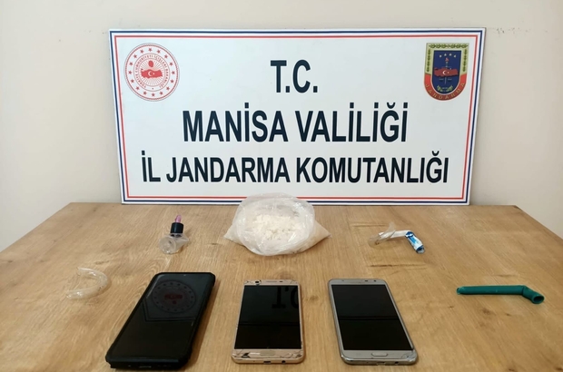 Manisa’da uyuşturucu operasyonu: 4 kişiye gözaltı
