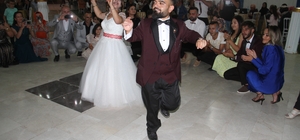 Boyları küçük ama aşkları çok büyük
Gurbetçi Rahim ile Akşehirli Başak, Kon...