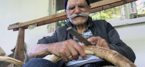 Görmeyen gözleriyle binlerce fidan yetiştirdi
83 yaşındaki Tevfik Celep, ka...