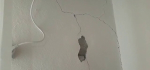 Erzurum'da 4.3 büyüklüğünde deprem: Bazı evlerde çatlaklar oluştu