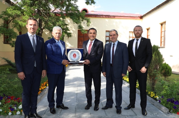 Başkan Ali Eroğlu Kars’ta ziyaretlerde bulundu