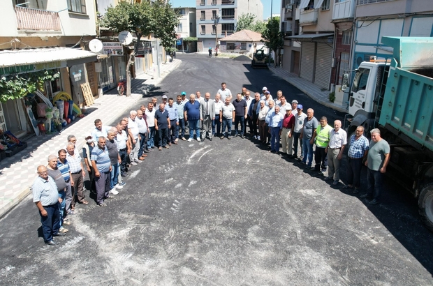 Akhisar’ın yolları büyükşehir tarafından asfaltlanıyor