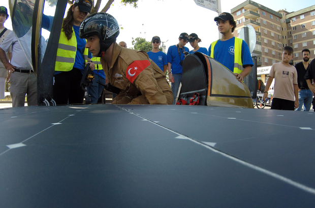 İTÜ ZES Güneş Arabası Ekibi, Türkiye turunun ilk durağı Bursa'ya ulaştı