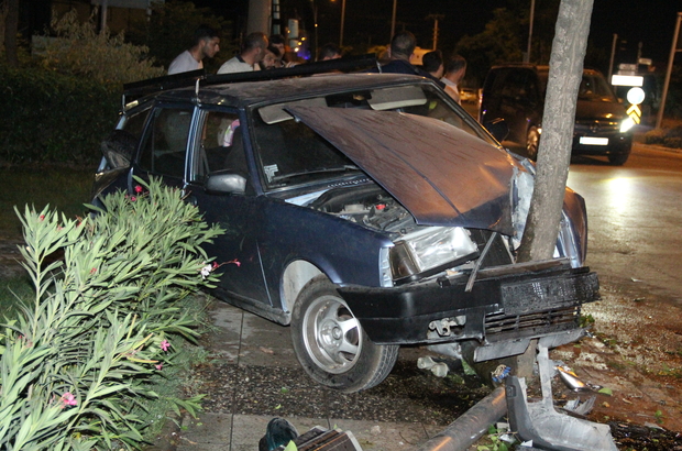 Manisa'daki trafik kazasında 2 kişi yaralandı