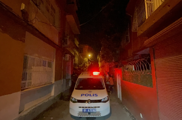 Adana'da tabancayla vurulan kişi hastaneye kaldırıldı.