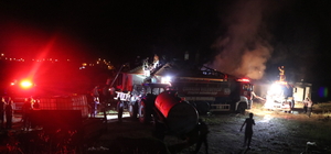 Çankırı'da çıkan yangında bir ev ve ahırda maddi hasar oluştu