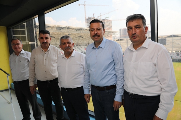 AK Parti'li Kaya'dan İzmir Büyükşehir Belediyesine amatör spor kulüpleri eleştirisi