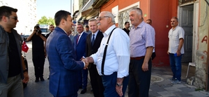 Vali Şahin, Ali Kapısı Eğitim, Yardımlaşma, Dayanışma ve Kültür Derneğini ziyaret etti