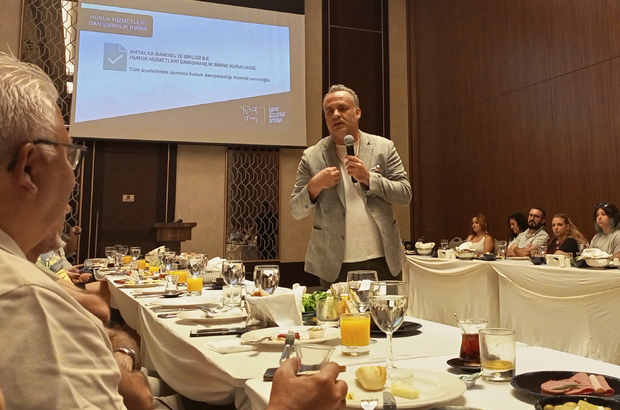 Antalya Ticaret ve Sanayi Odası Başkanlığı adaylığını açıklayan Güney projelerini tanıttı