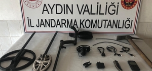 Aydın'da kaçak kazı yapan 2 şüpheli yakalandı