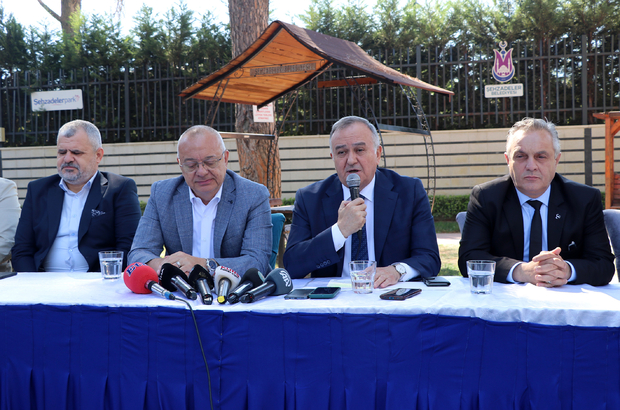 MHP Grup Başkanvekili Akçay, Manisa'da basın mensuplarıyla buluştu: