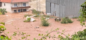 Bartın'da sağanak etkili oluyor