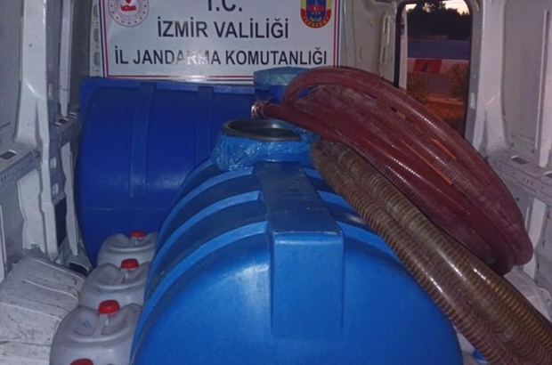 İzmir'de 2300 litre kaçak içki ele geçirildi