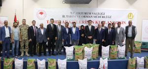 Erzurum'da çiftçilere buğday, arpa ve tritikale tohumu dağıtıldı