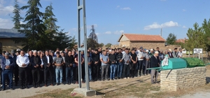 GÜNCELLEME - Karaman'da köpeğin saldırısı sonucu ölen kadının cenazesi topr...