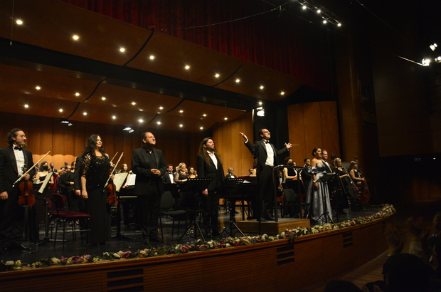 BBDSO yeni yıl sezon açılışında gala konseri verdi