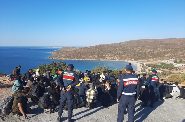 İzmir'de 180 düzensiz göçmen yakalandı