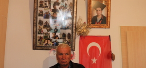 Van depreminde hayatını kaybeden öğretmen İrfan Ataseven unutulmadı 