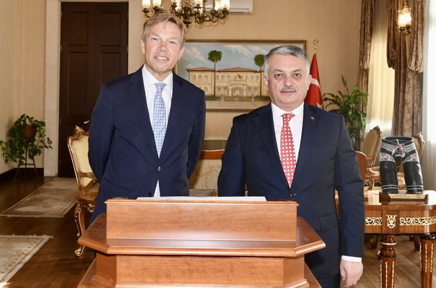 Antalya Valisi Yazıcı, Hollanda'nın Ankara Büyükelçisi Joep Wijnands'ı kabul etti: