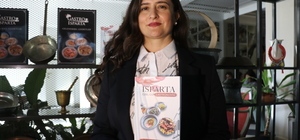 Isparta'da köy ve mahalleleri gezen akademisyen yöresel lezzetleri derledi