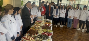 Yalovalı öğrenciler termal otelin mutfağında pastacılık eğitimi alıyor