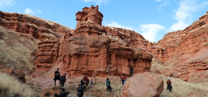 Narman Peribacaları üniversite öğrencilerini ağırladı