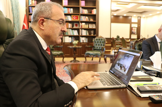 Elazığ Valisi Toraman, AA'nın "Yılın Fotoğrafları" oylamasına katıldı