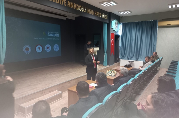 19 Mayıs'ta "Geri Dönüşen Şehir Samsun Projesi" kapsamında öğretmenlere bilgi aktarıldı