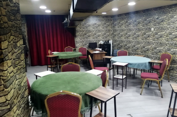 Osmangazi'de ruhsatsız faaliyet gösteren kahvehaneler mühürlendi