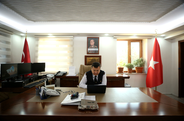 Emniyet Müdürü Karabörk ve İl Jandarma Komutanı Yiğit, AA'nın "Yılın Fotoğrafları" oylamasına katıldı