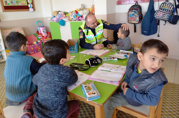 Havza'da jandarmadan öğrencilere trafik eğitim