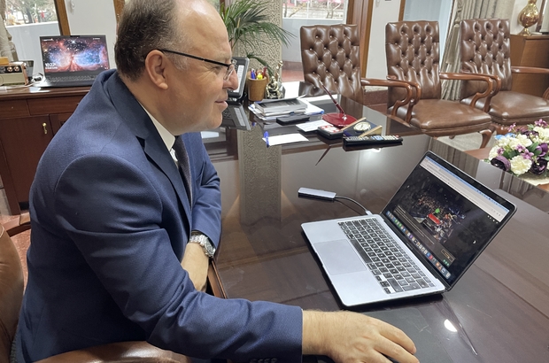 Zonguldak Valisi Tutulmaz, AA'nın "Yılın Fotoğrafları" oylamasına katıldı