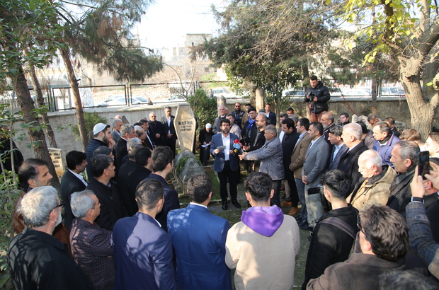 "Kudüs Şairi" Mehmet Akif İnan, Şanlıurfa'da mezarı başında anıldı