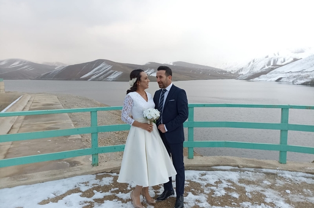 Meksikalı Guriel ile Hakkarili Yeşil, Yüksekova'da hayatlarını birleştirdi