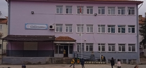 Yalvaç'ta depreme dayanıksız 2 eğitim merkezi yıkılacak