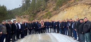 Afyonkarahisar Valisi Yiğitbaşı, yol açılışına katıldı