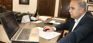 Gördes Belediye Başkanı Akyol, AA'nın "Yılın Fotoğrafları" oylamasına katıldı