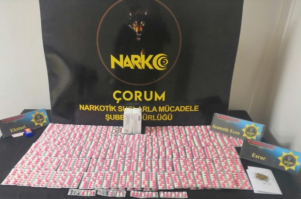 Çorum'da uyuşturucu satan 11 kişi tutuklandı