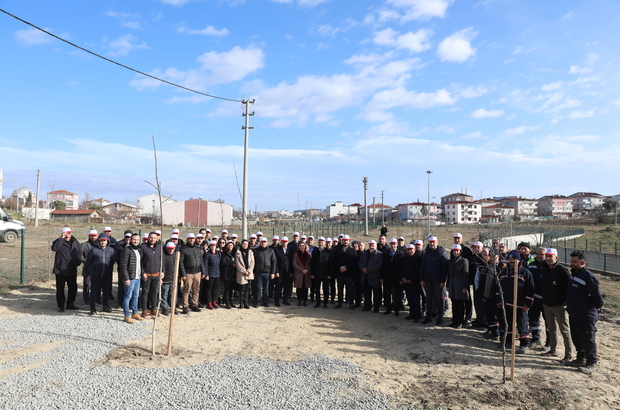 Tekirdağ'da 150 fidan toprakla buluşturuldu