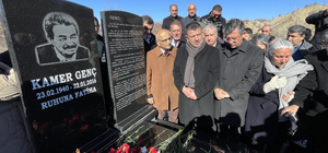 Kamer Genç vefatının 7. yılında mezarı başında anıldı