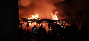 Kepsut'ta ahırda çıkan yangında 4 büyükbaş telef oldu