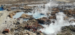 Doğa tutkunu kadınlar, kadına yönelik şiddete dikkati çekmek için yürüdü