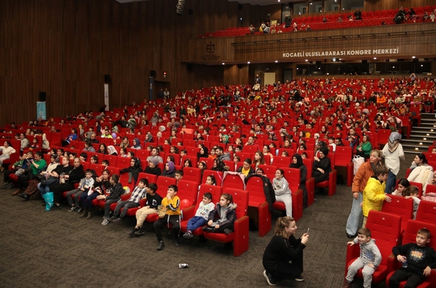 Kocaeli'de belediyenin sanat ve eğlence atölyelerinden 20 bin öğrenci faydalandı