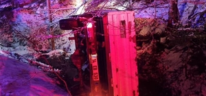 Bolu'da şarampole devrilen kamyonetin sürücüsü yaralandı