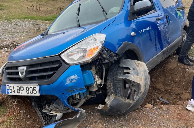 Sakarya'da devrilen otomobildeki Karasu Aziziyesporlu 6 futbolcu yaralandı