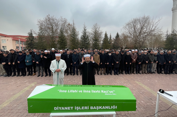 Diyanet İşleri Başkanı Ali Erbaş, Konya'da cenaze namazına katıldı