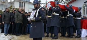 Depremlerde hayatını kaybeden 13 kişinin cenazesi Kırşehir, Sivas ve Niğde'...