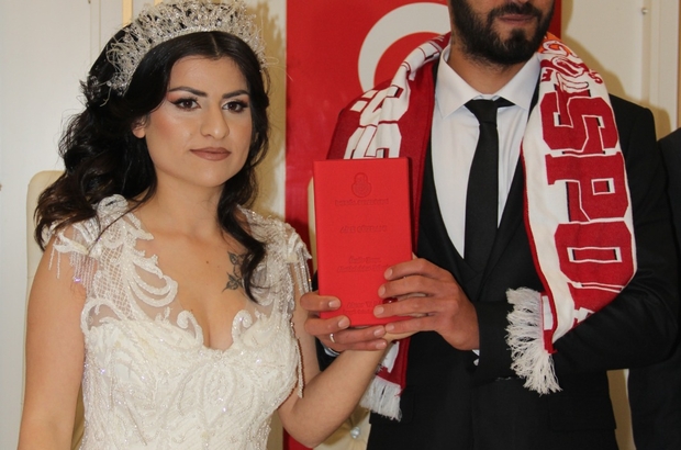 Hataylı depremzede çift, Bursa'da dünya evine girdi