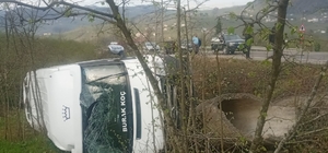 Ordu'da servis aracının devrildiği kazada 8 öğrenci yaralandı